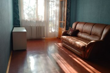 2-к квартира, 45 м², 2/3 эт.