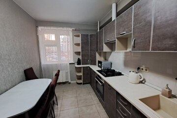 1-к квартира, 41 м², 1/10 эт.