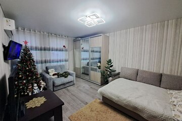 2-к квартира, 65 м², 9/10 эт.