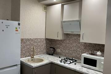 1-к квартира, 38 м², 8/10 эт.