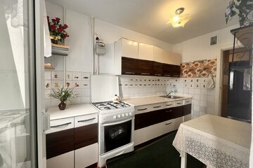 2-к квартира, 55 м², 4/9 эт.